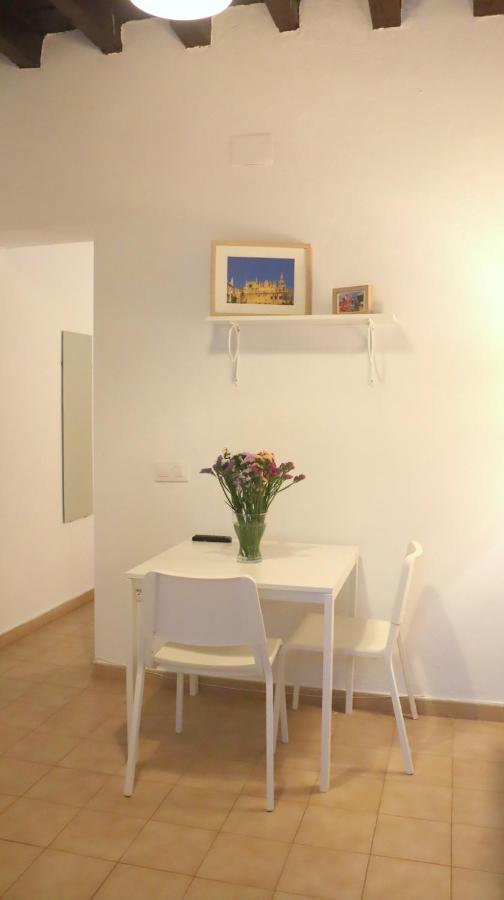 Apartamento Corral De Triana Seville Ngoại thất bức ảnh